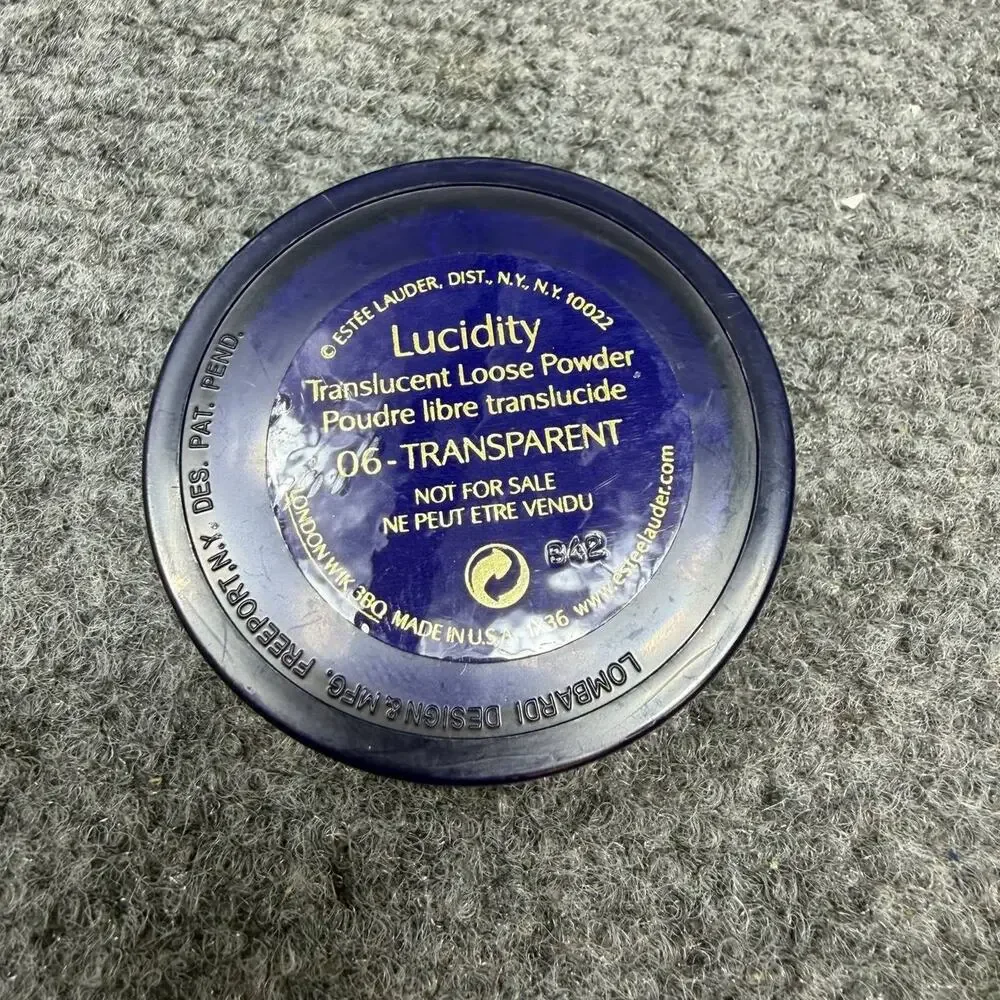 Estee Lauder Lucidity Loose Powder 06 Transparent  Discontinued